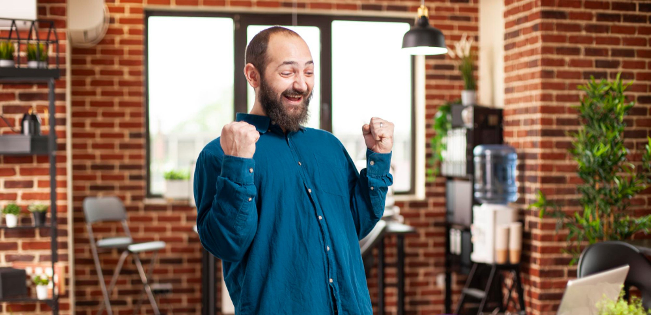 Happy Sutherlin business owner with new website from JW Web Studio